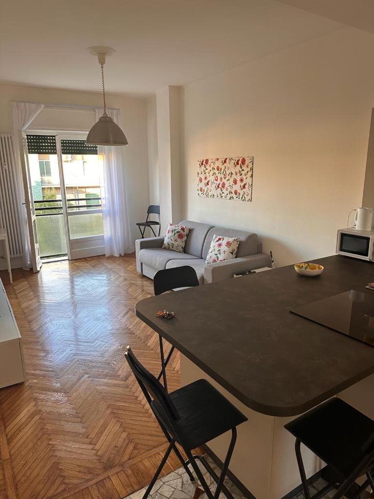 Apartamento Kibilu - Via Lomellina Mm Argonne - Linate Airport Milán Exterior foto
